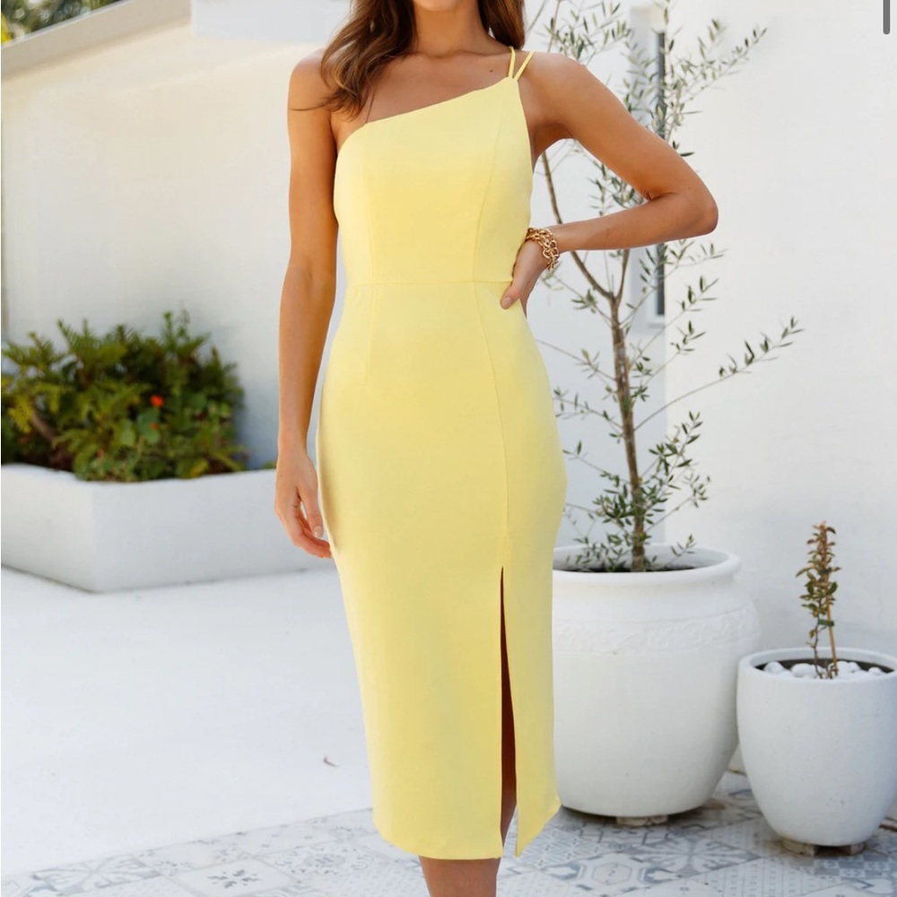 SOLD Hello Molly "Taking it back dress"